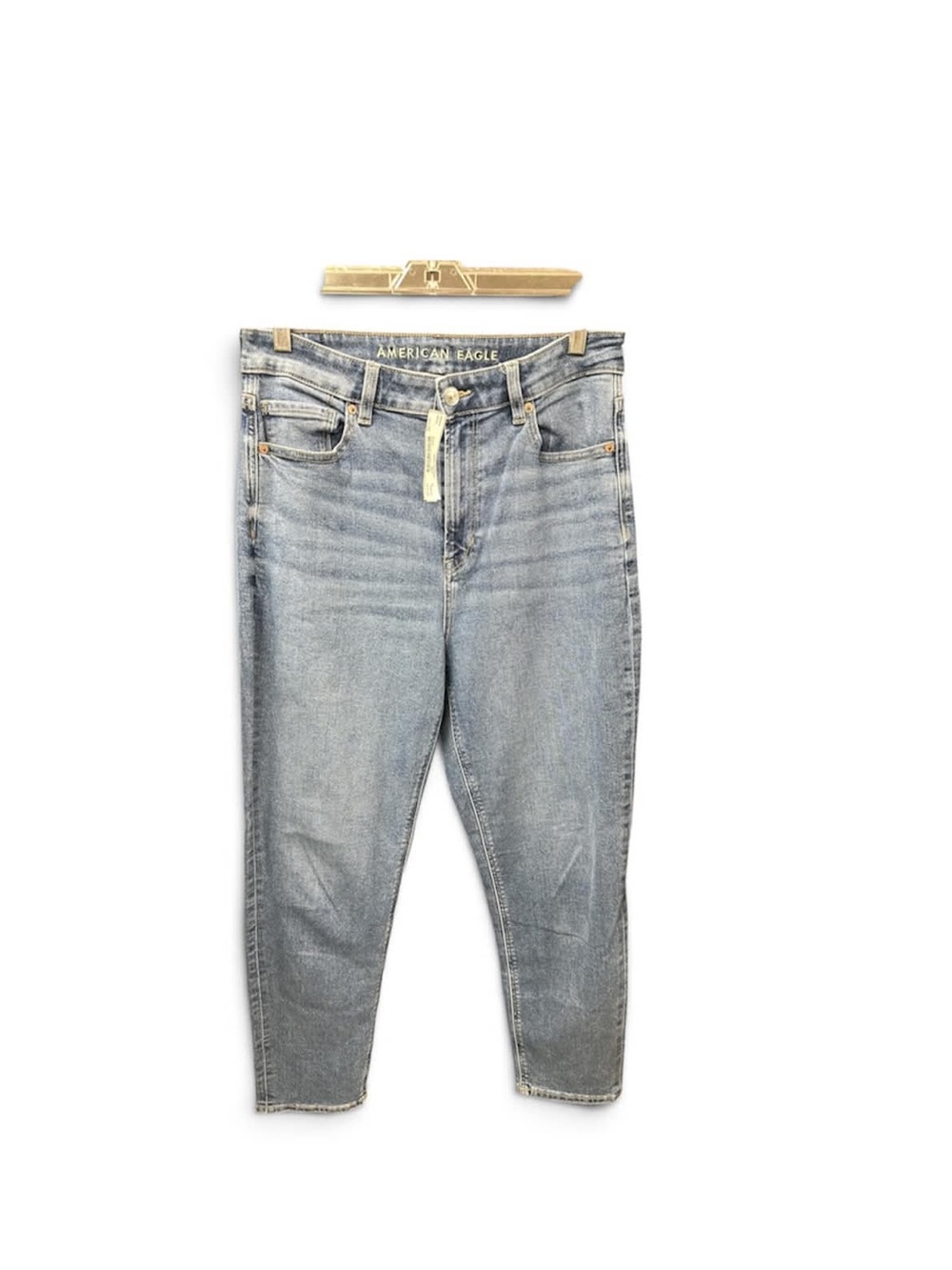 American Eagle Outfitters Light Blue High-Rise Ankle Jeans Size M